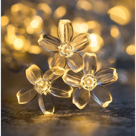 Instalatie solara 50 LED, ghirlanda luminoasa cu flori albe
